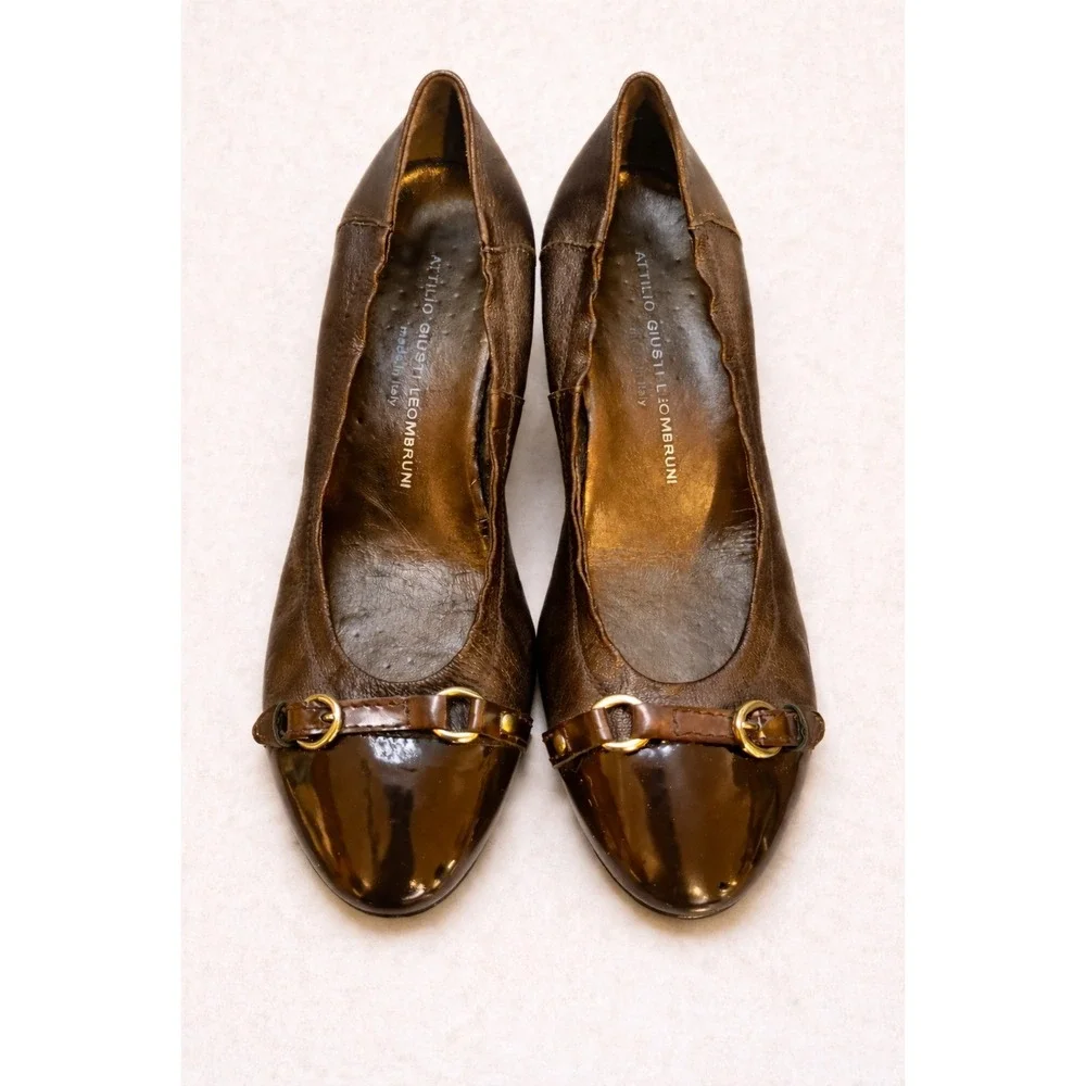 AGL Italy Leather‎ Pumps 40.5 Brown Cap Toe Buckle